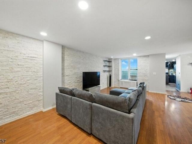 Condo for sale in Jersey City Condo for sale in Jersey City