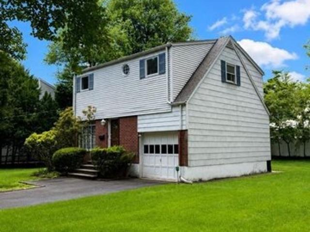 House for sale in Demarest, New Jersey