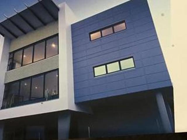 Townhouse for sale in Seaview, Kwazulu-natal