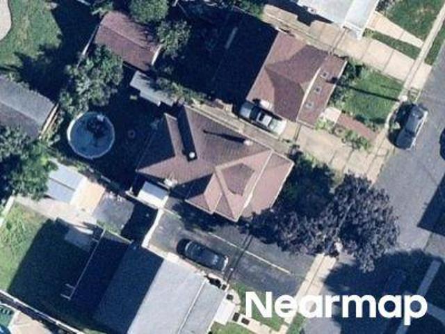 House for sale in Elizabeth, New Jersey