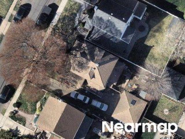 House for sale in Elizabeth, New Jersey