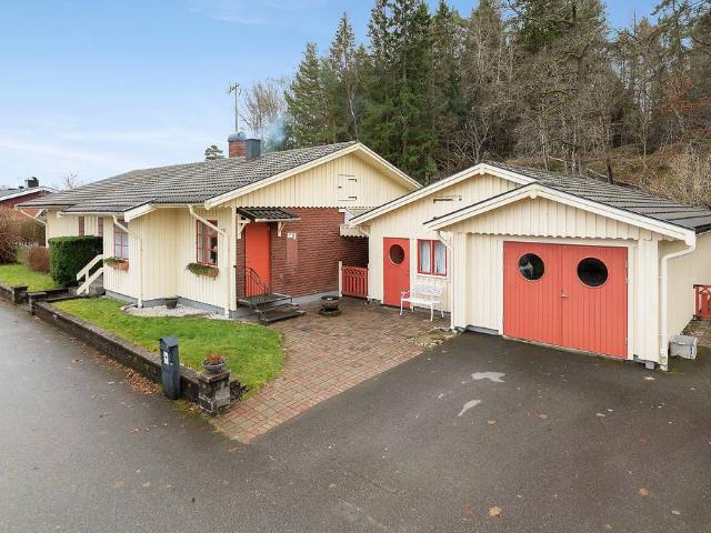 Villa till salu i Alingsås, Västra Götaland