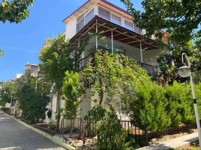 Menderes, İzmir içerisinde satılık Villa