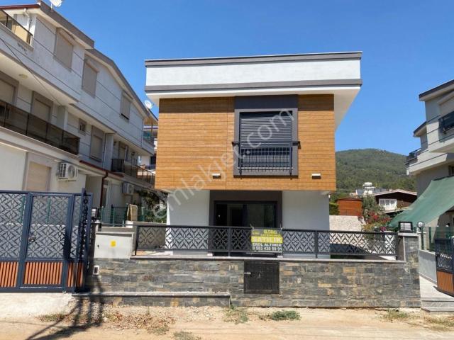 Çukuraltı Mahallesi, Menderes içerisinde satılık Villa
