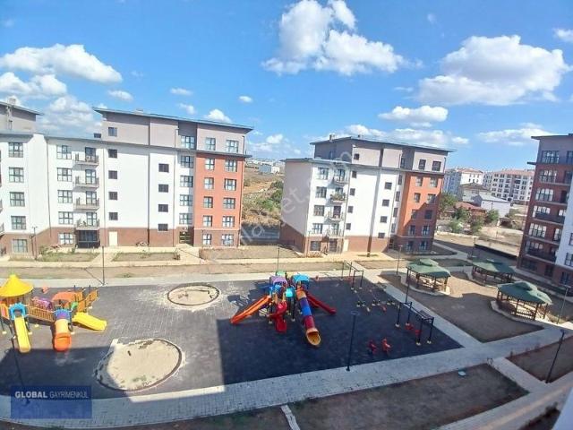 Aydınlı Mahallesi, Tuzla içerisinde kiralık mülk