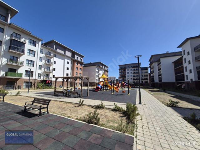 Aydınlı Mahallesi, Tuzla içerisinde satılık mülk