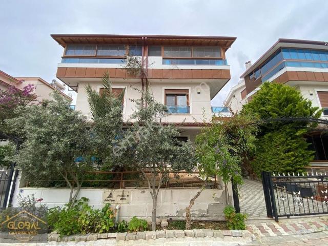 Menderes, İzmir içerisinde satılık Villa