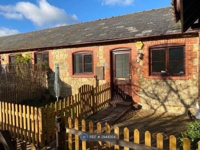 House for rent in Haselbury Plucknett