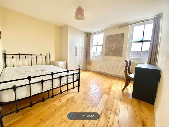 Room for rent in Stepney, Greater London