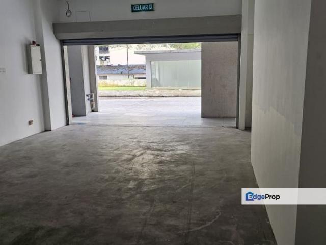 Shop for rent in Petaling, Damansara Damai