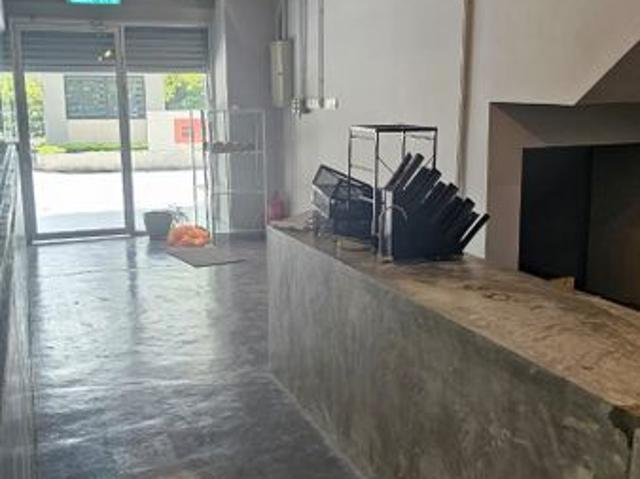 Shop for rent in Petaling, Damansara Damai