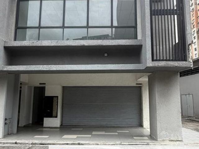 Shop for rent in Petaling, Damansara Damai