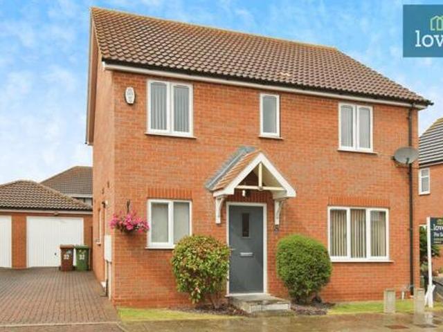 House for sale in Grimsby, North East Lincolnshire