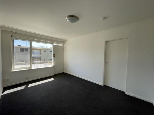Apartment for rent in Ormond, Melbourne