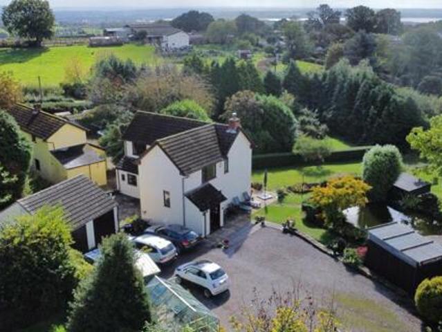 House for sale in Bromsberrow Heath, Gloucestershire