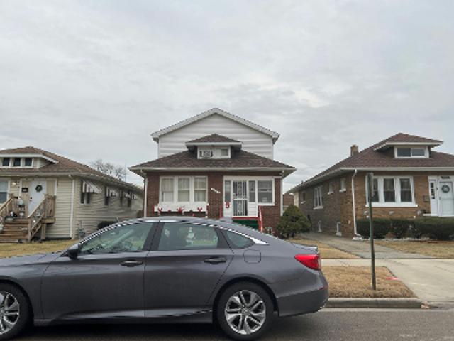 House for sale in Bellwood, Illinois