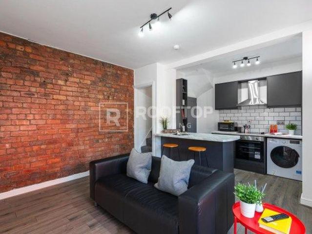 House for rent in Woodhouse, West Yorkshire
