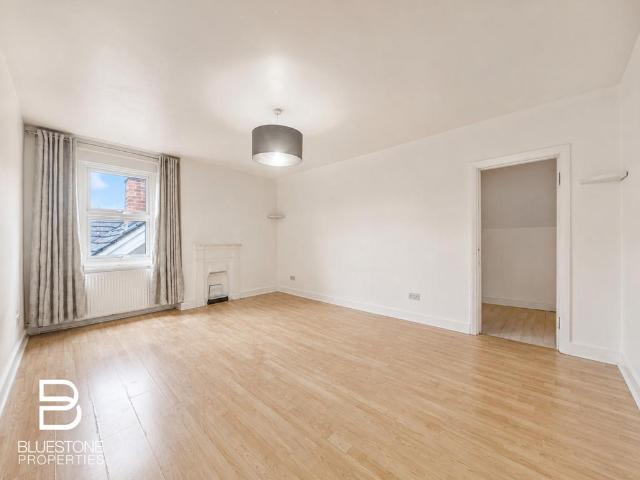 Apartment for rent in London Borough of Croydon, Greater London