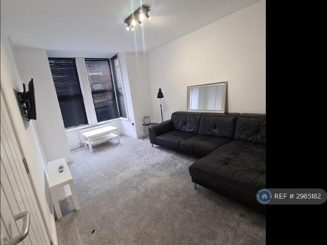 Apartment for rent in Woodhouse, West Yorkshire