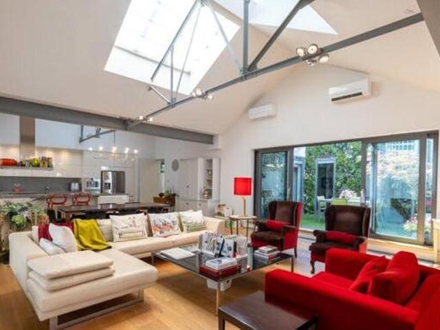 House for sale in City of London, Greater London