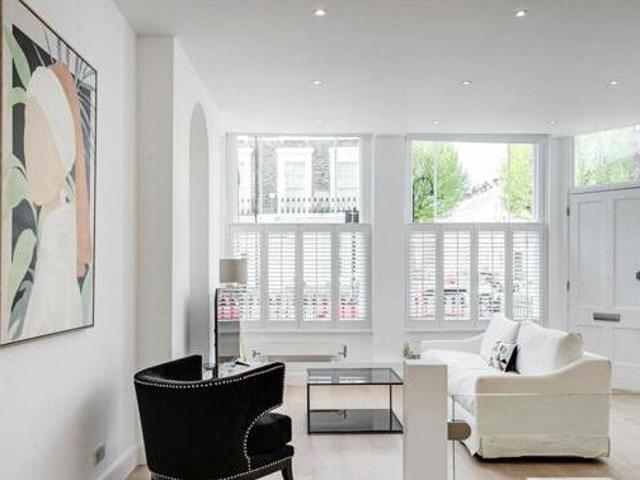 House for sale in Lyons, Greater London