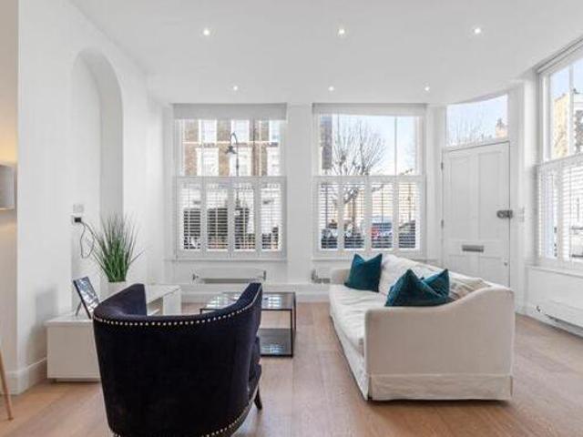 House for sale in Lyons, Greater London