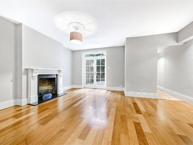 House for rent in Chalk Farm, Primrose Hill
