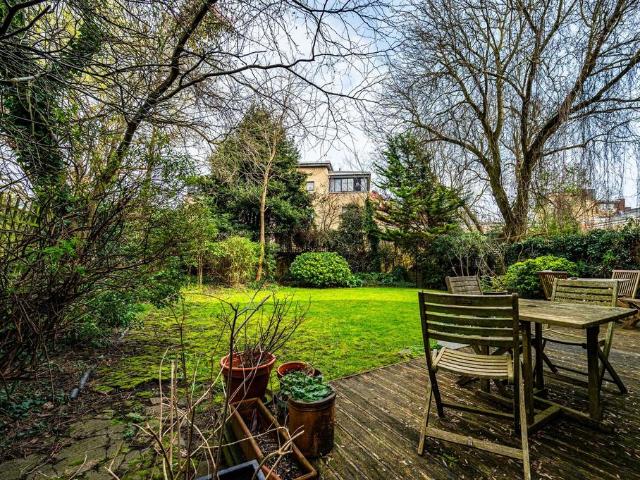 House for rent in Chalk Farm, Primrose Hill