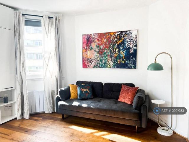 Apartment for rent in Bayswater, Greater London
