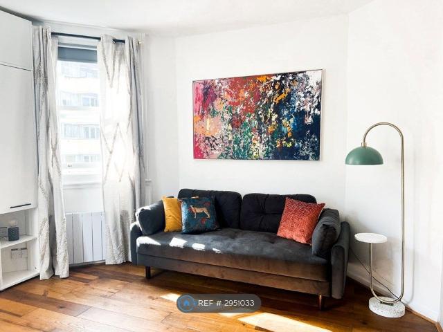 Studio for rent in Bayswater, Greater London