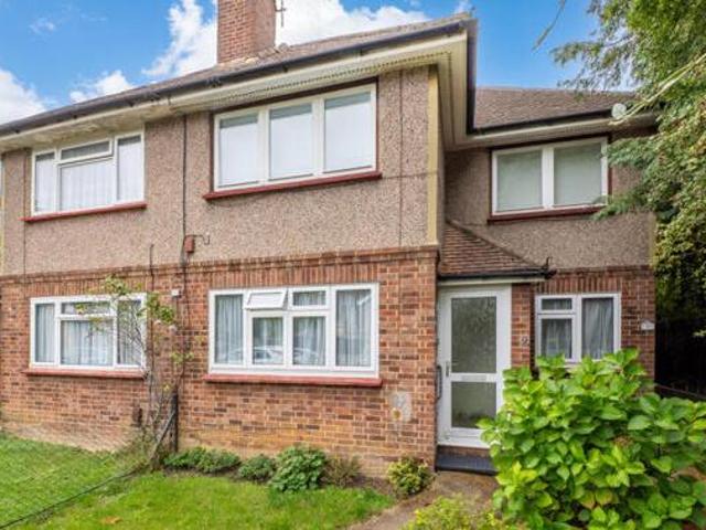 House for sale in Sutton Green, Woking