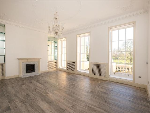 Apartment for rent in Chalk Farm, Greater London
