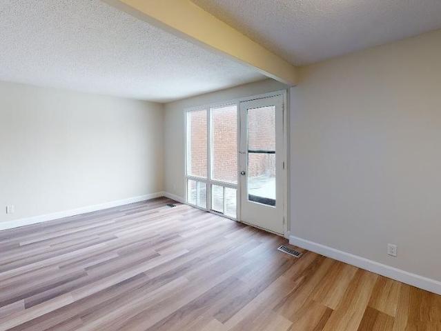 Apartment for rent in Mulhurst Bay, Ontario