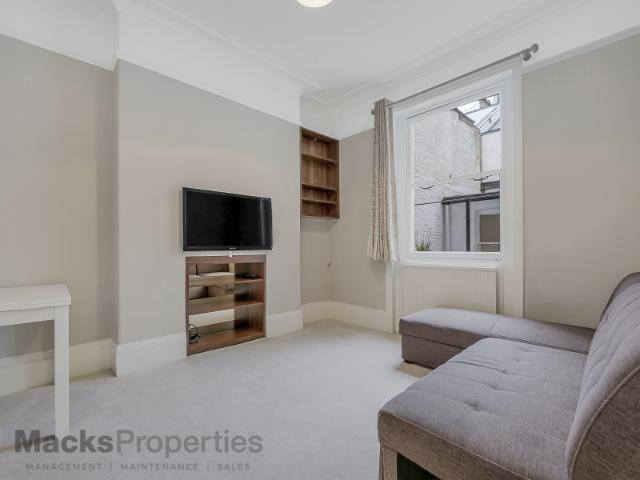Apartment for rent in Marylebone, Greater London