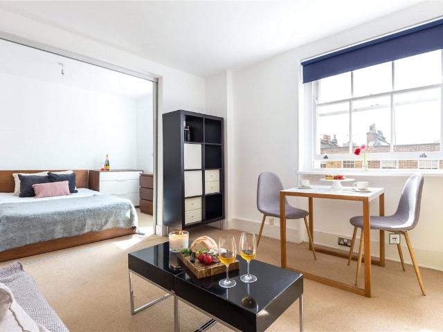 Apartment for rent in Marylebone, Greater London
