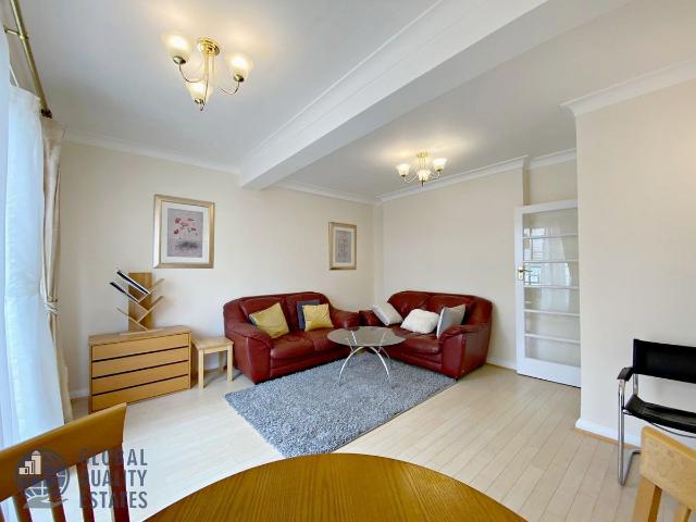 Apartment for rent in Marylebone, Greater London