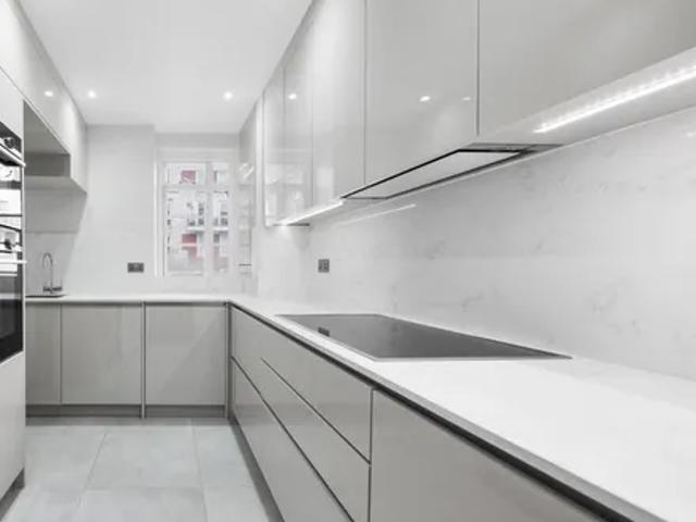 Apartment for rent in Marylebone, Greater London