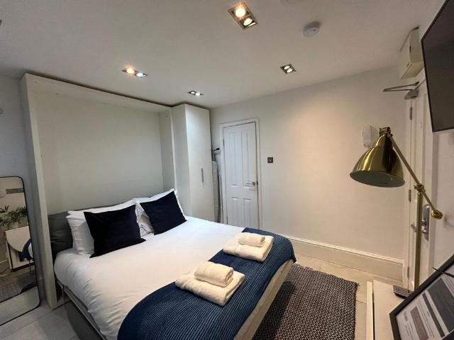 Apartment for rent in Marylebone, Greater London
