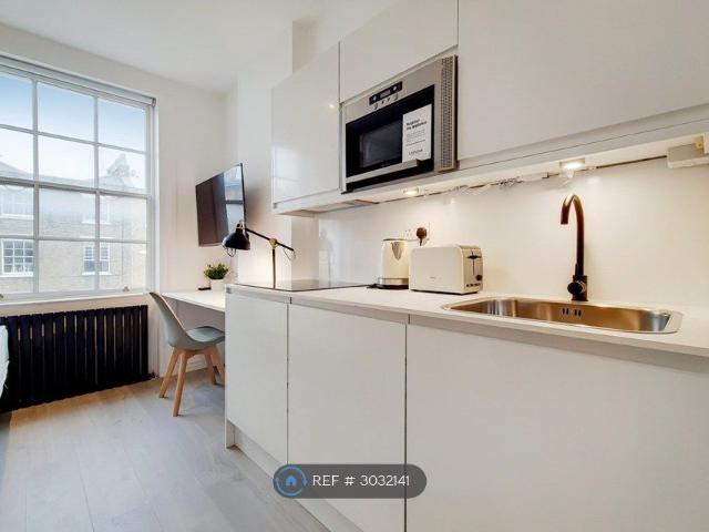 Studio for rent in City of Westminster, Greater London