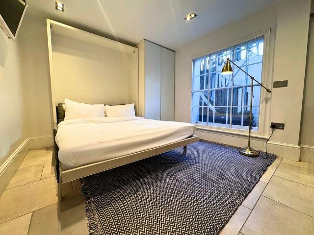 Apartment for rent in Marylebone, Greater London