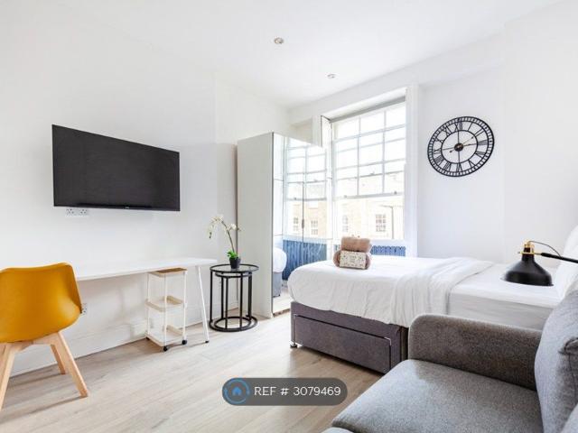 Studio for rent in City of Westminster, Greater London