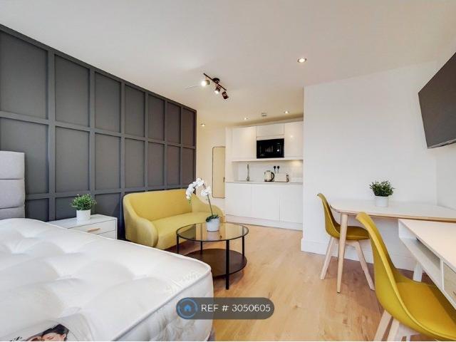 Studio for rent in Marylebone, Greater London