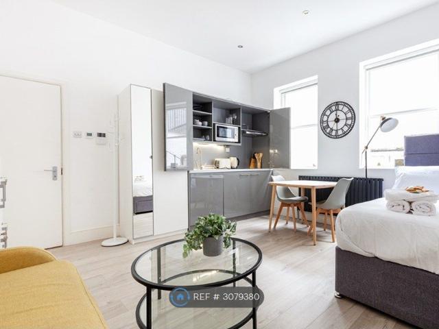 Studio for rent in City of Westminster, Greater London