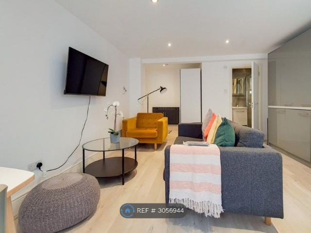 Studio for rent in City of Westminster, Greater London