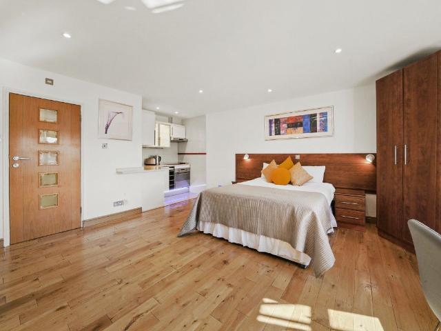 Studio for rent in Marylebone, Greater London