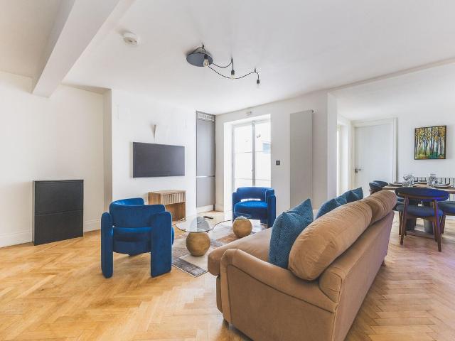 Apartment for rent in Marylebone, Greater London