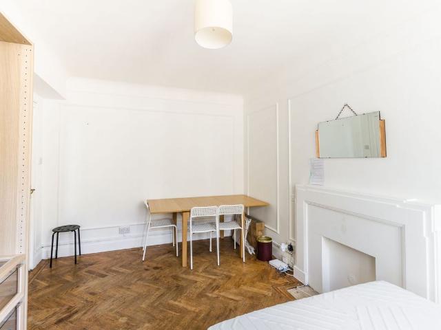 Studio for rent in Marylebone, Greater London