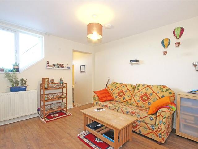 Apartment for rent in Bishopston, Feckenham