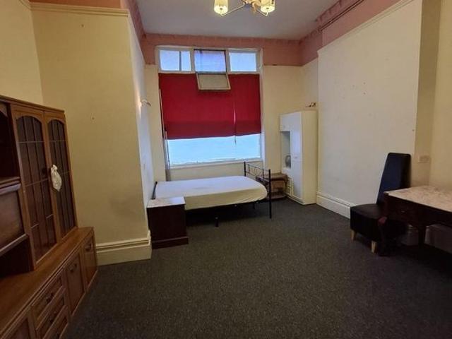 Studio for rent in Feckenham, City Of Bristol