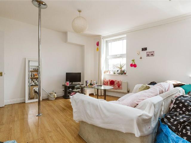 House for rent in Bishopston, Feckenham